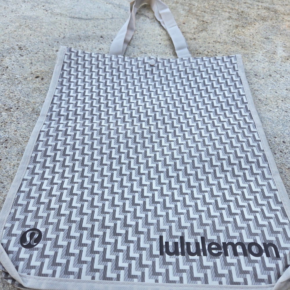 Lululemon Large Reusable Tote Bag Holiday 2025